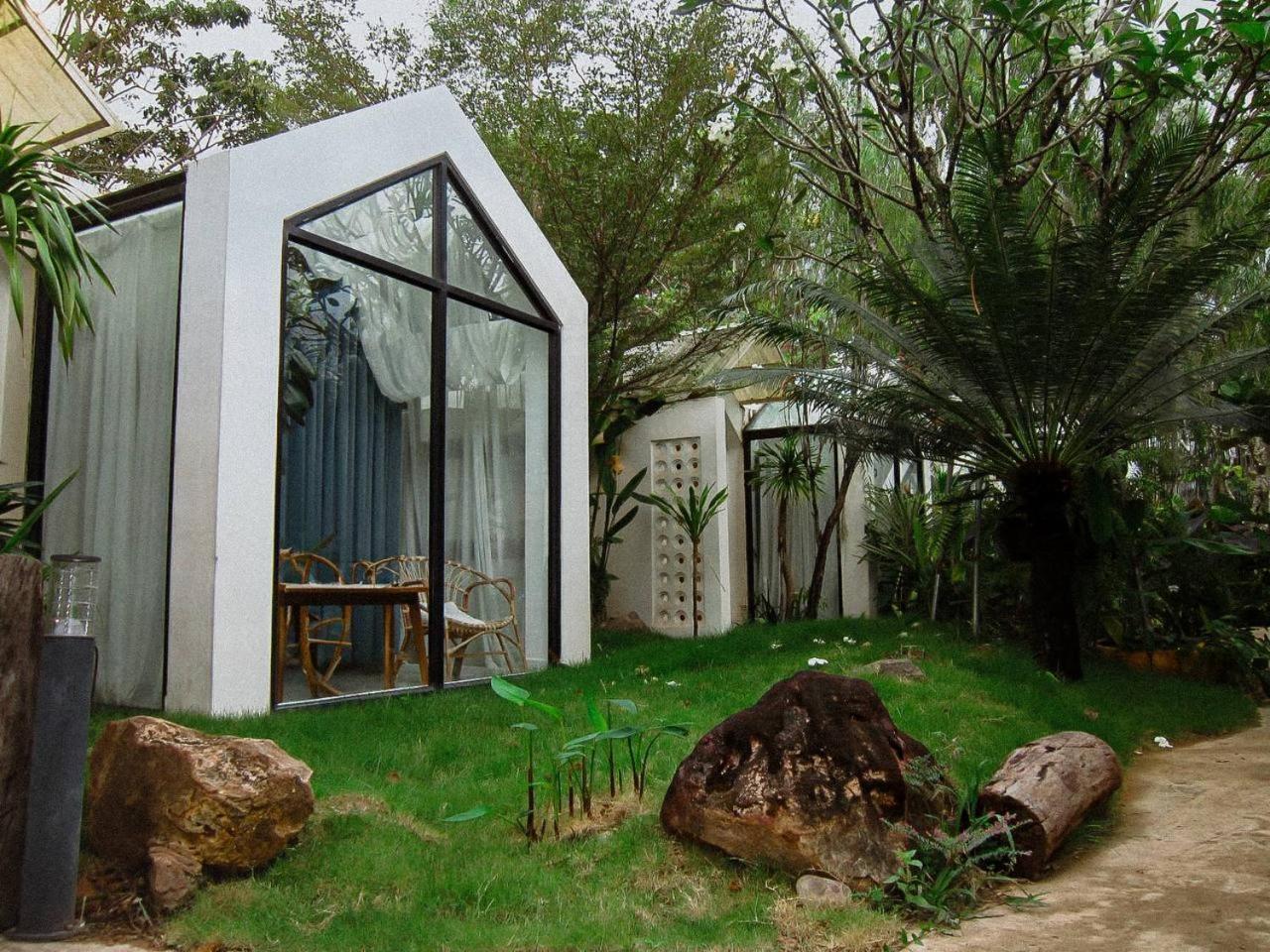 Montagne Residence Kampot Exterior photo