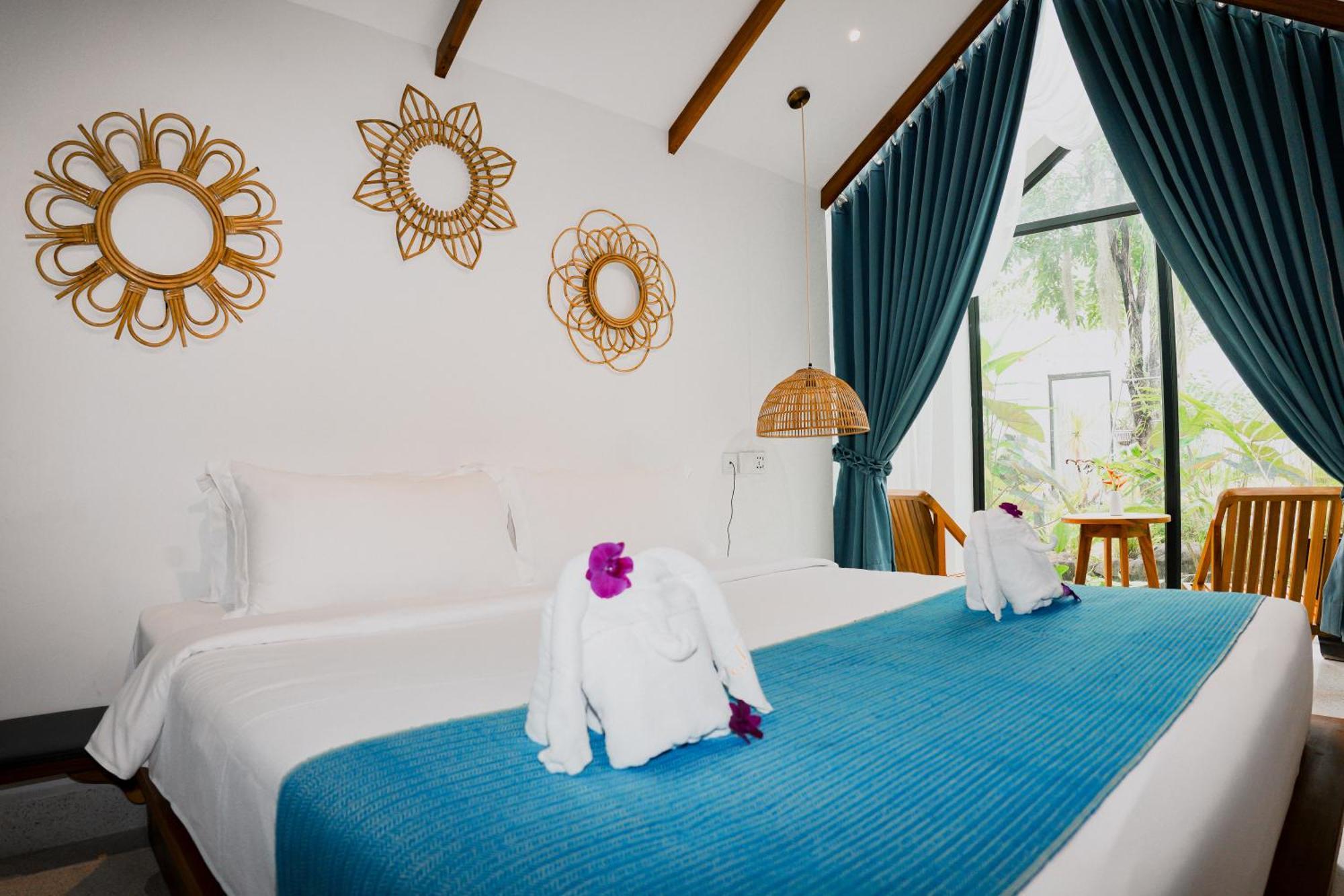 Montagne Residence Kampot Exterior photo
